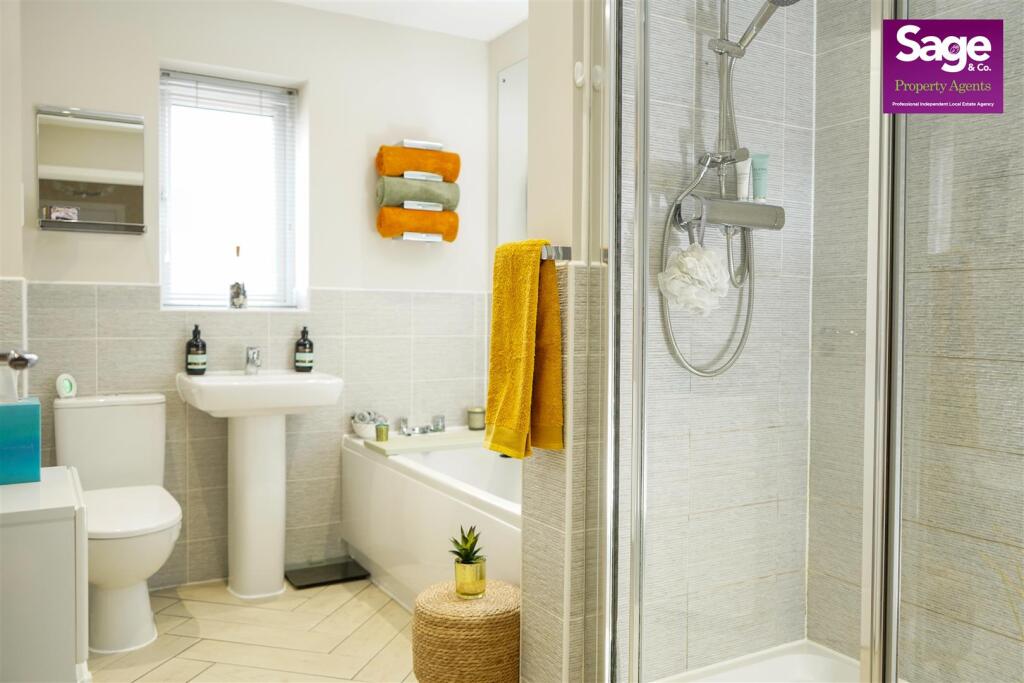 83 Cwrt Celyn -25 (1).jpeg