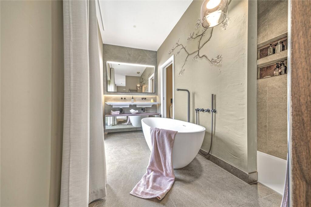 Principal Ensuite