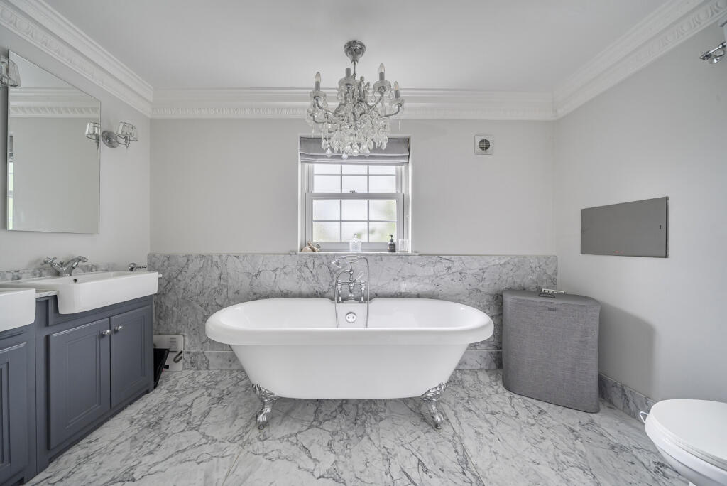 1346553-1-68b57ba...