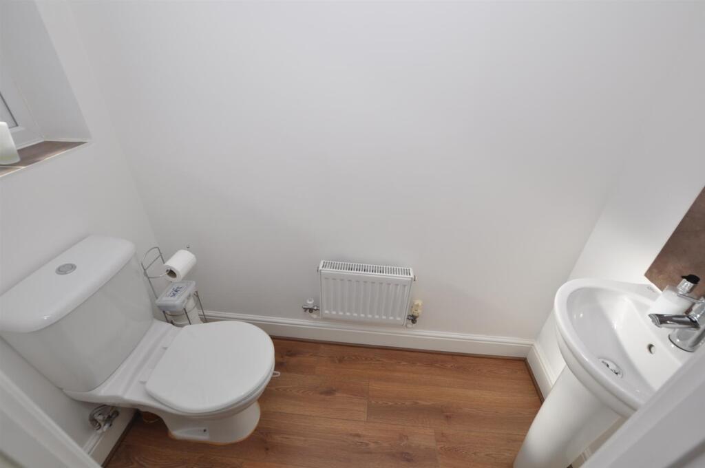 Cloakroom/WC