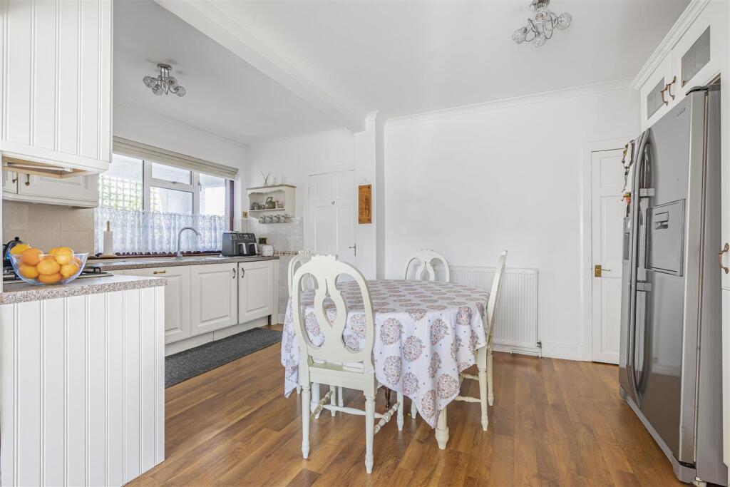 Thetford kitchen breakfast room.jpg