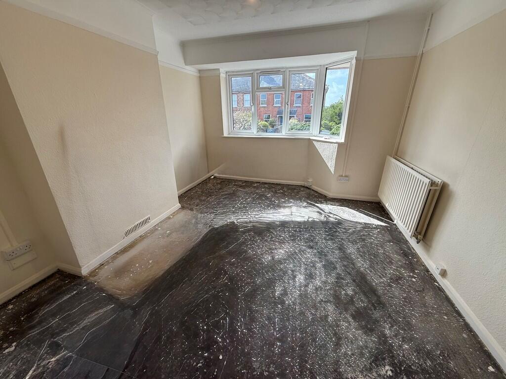 82 Durrington Lan...