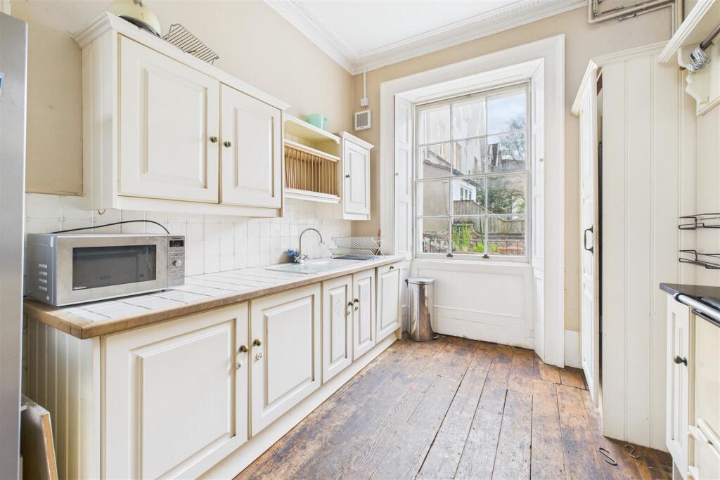 33 Pembroke Road, Clifton, Bristol BS8 3BE | Freeh