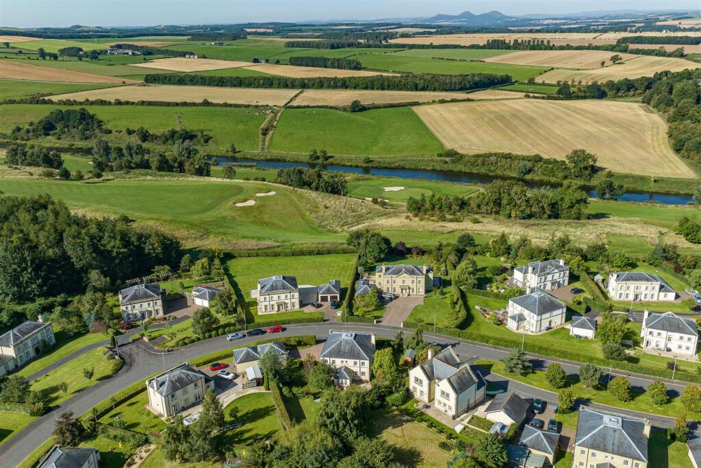 33 Bowmont Court Kelso 104.JPG