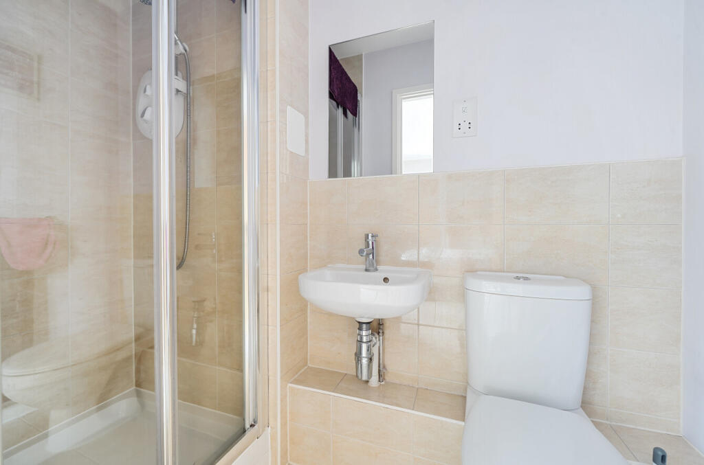 1341637-7-68a5928...