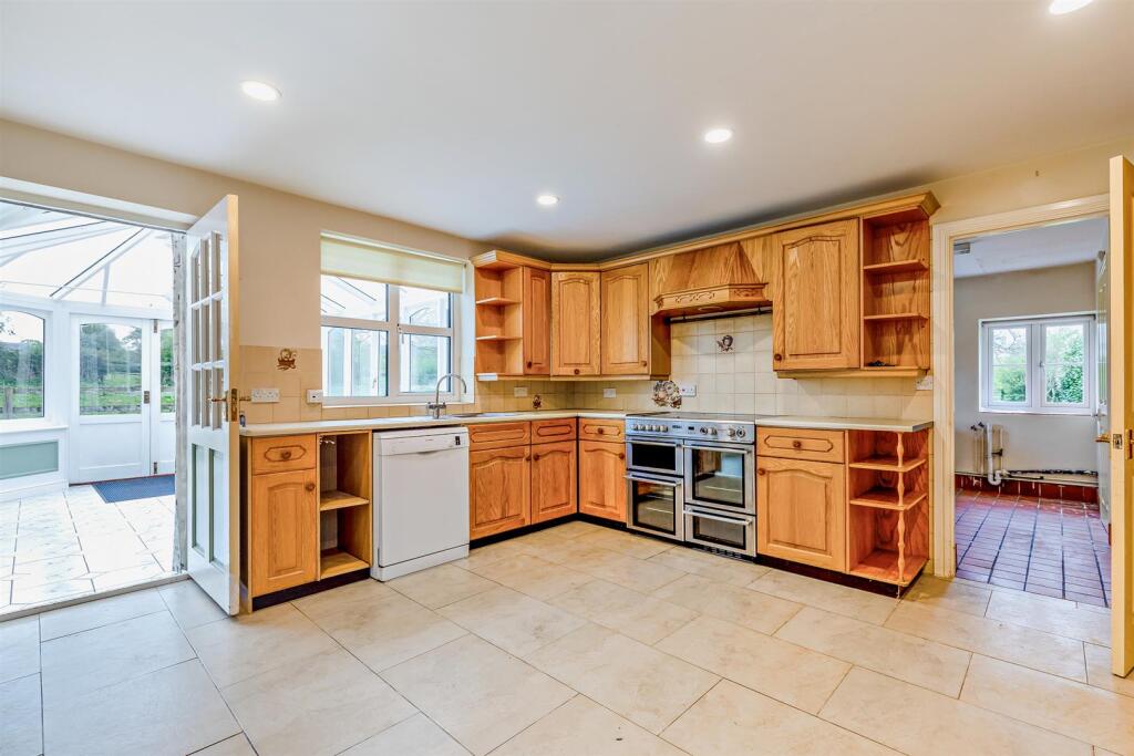8644580-interior21-V2-800.jpg