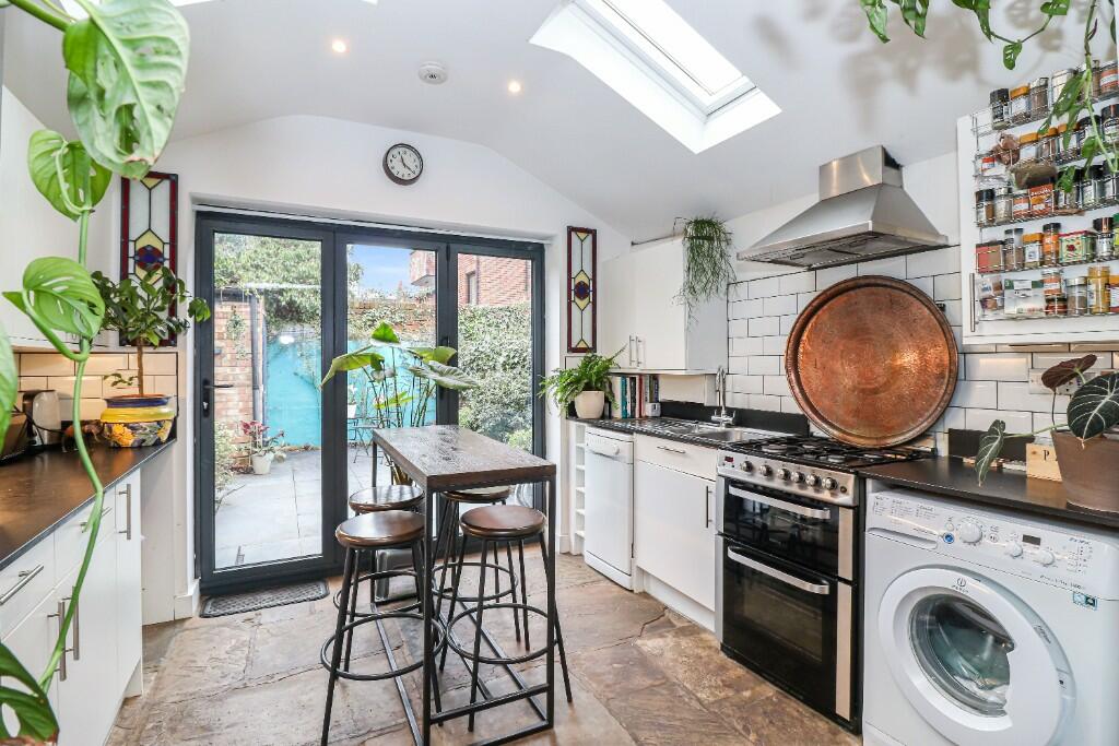 Kitchen/breakfast rm