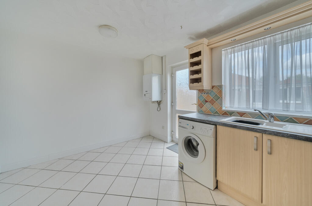 131666010685c002d63fe3