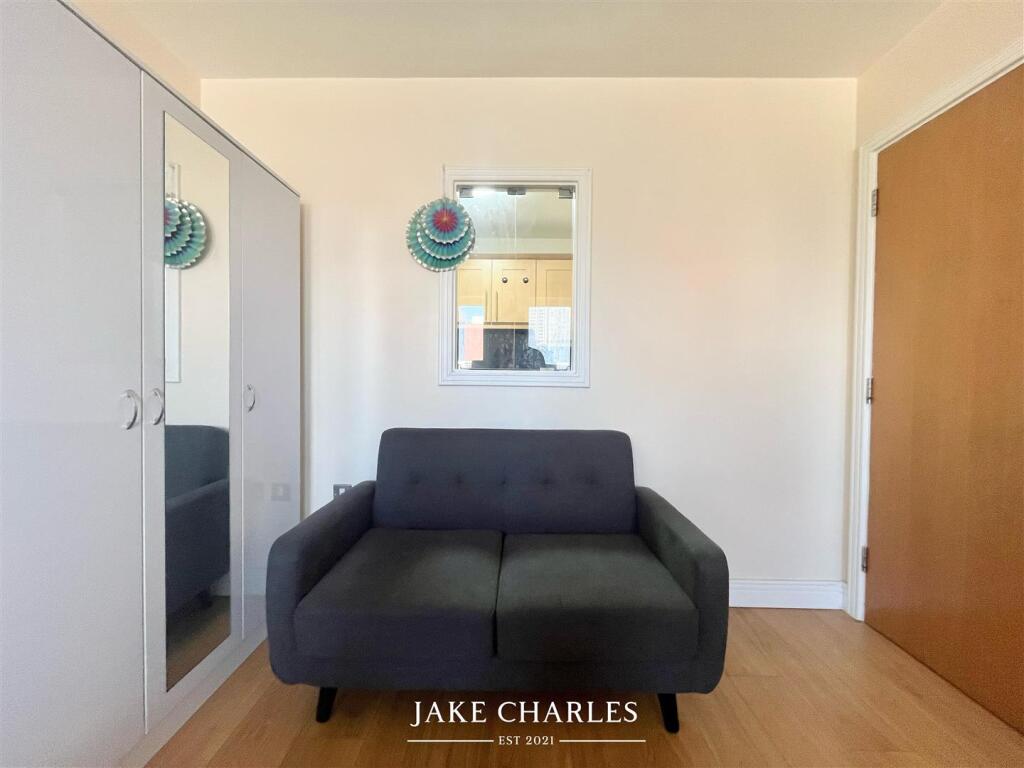 WhatsApp Image 2025-04-01 at 14.38.37_38edc9fc.jpg