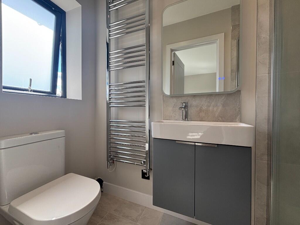 En-Suite Shower 