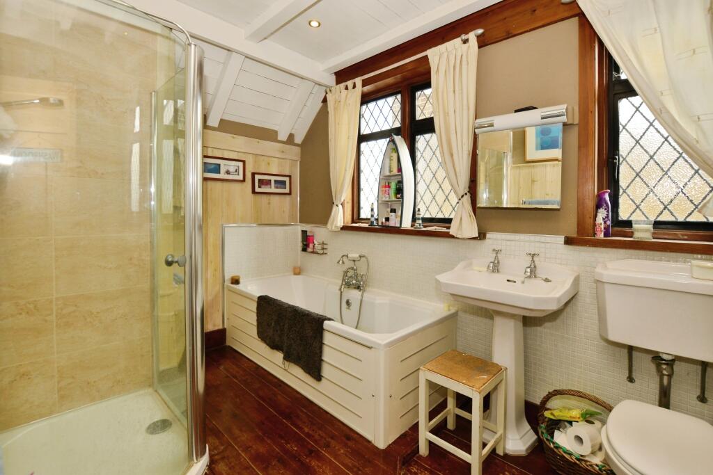 Cottage Bathroom