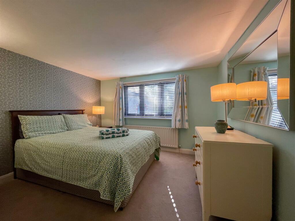 Front bedroom
