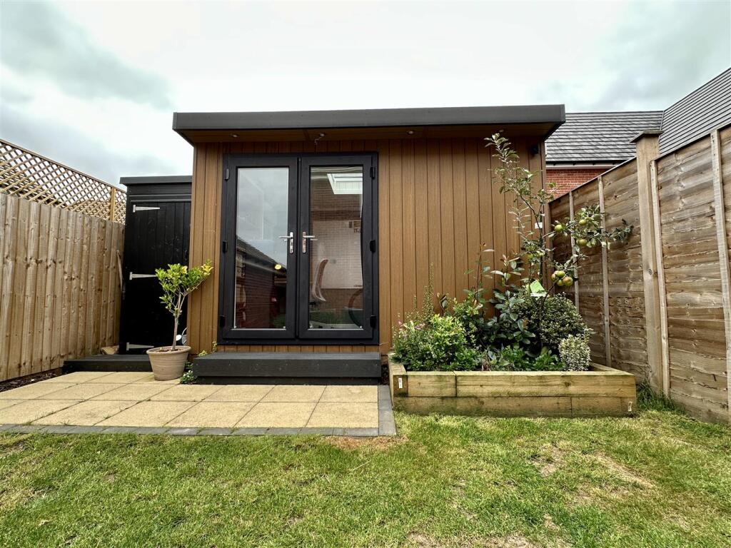 home office/garden room