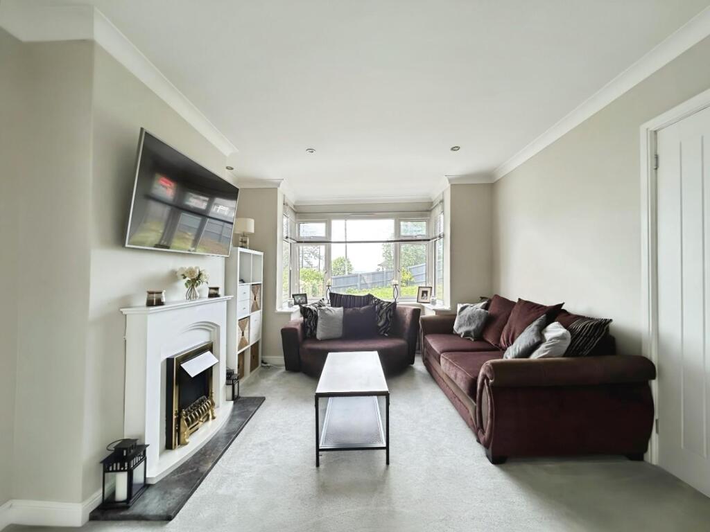 3821ceac-Lounge 201.jpg