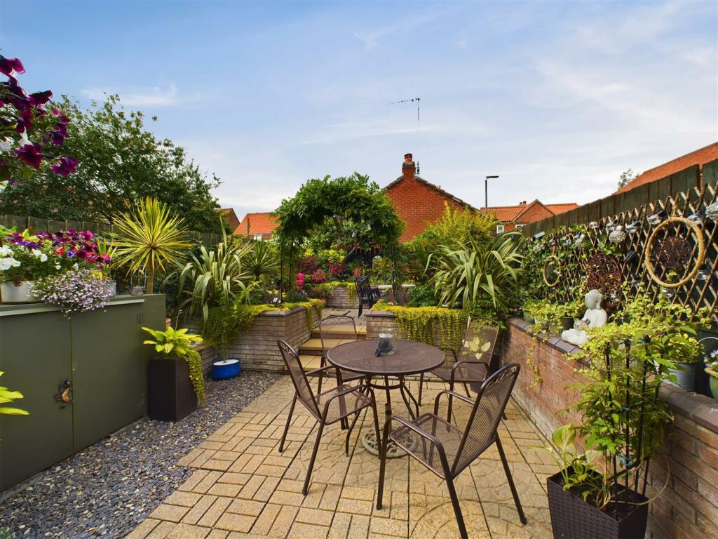 GARDEN