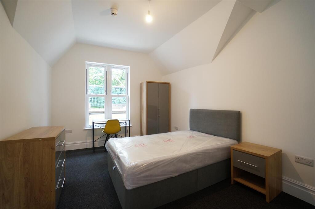 Bedroom 3.JPG