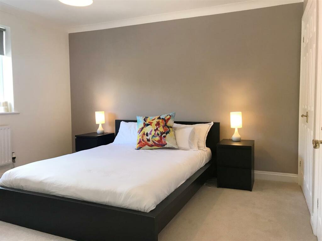 Bed 2.JPG