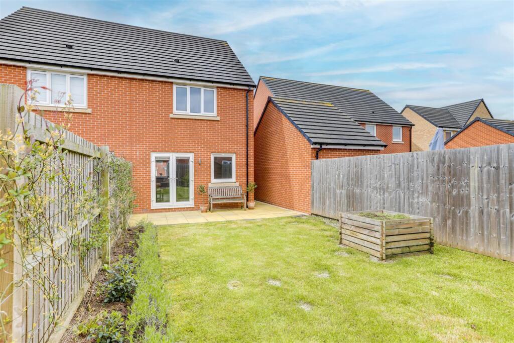 IMG_4929-IMG_4933 copy.jpg