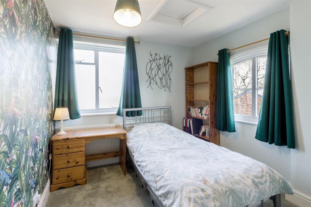 Coach House - Bedroom 4