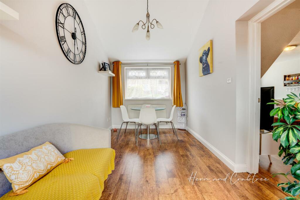 Runcorn Close, Old St Mellons, HernCrabtree (6).jp