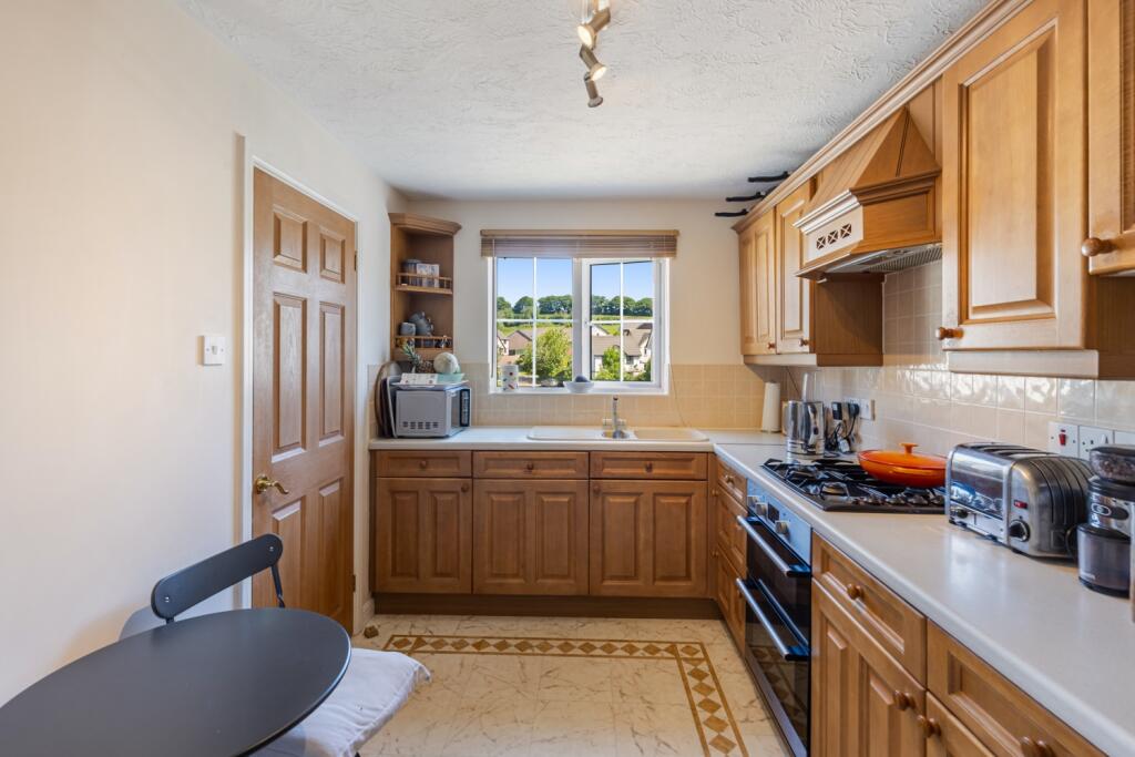 A09 - 12 Grampian Close, Paignton - 250522