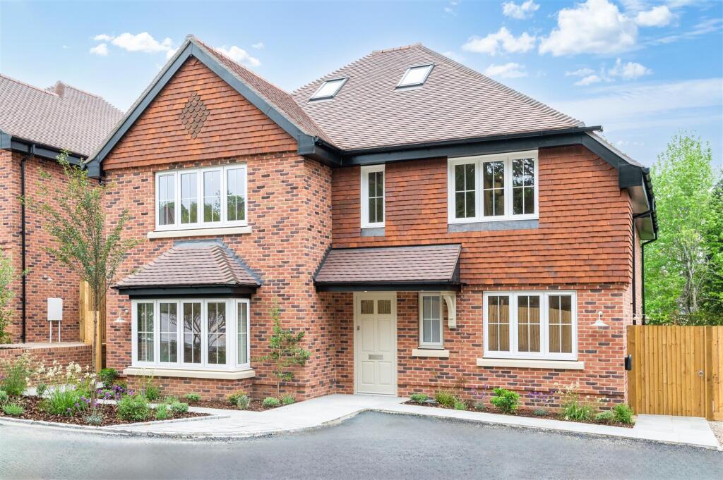 AMBERWOOD GROVE,  (1a).jpg