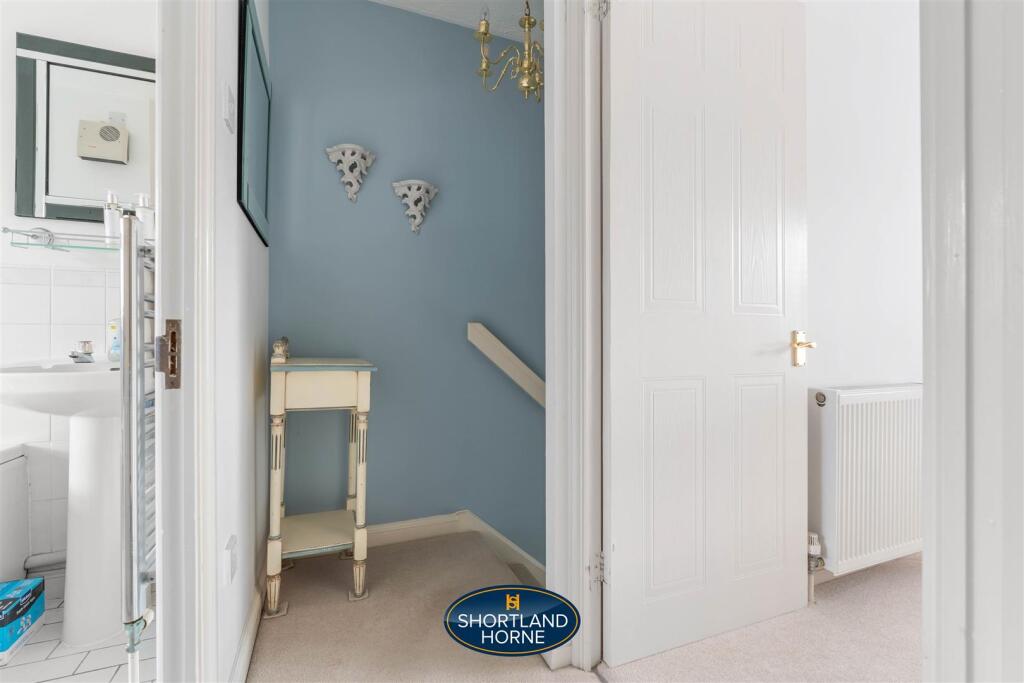 21 Hawksworth Drive WM (8 of 16).jpg