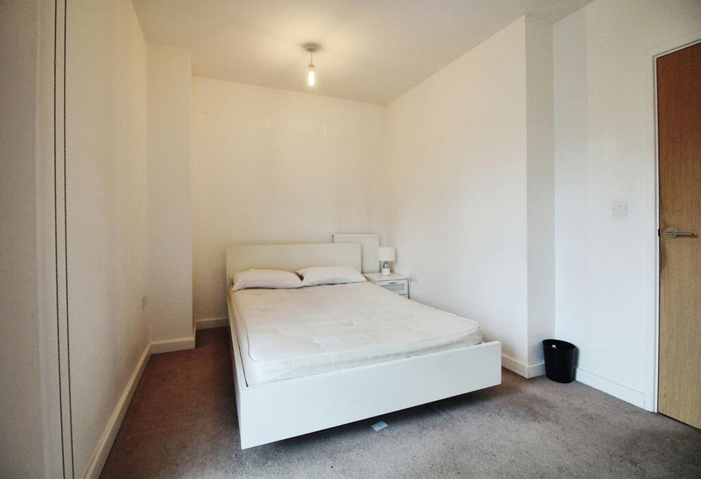Bedroom 1.jpeg