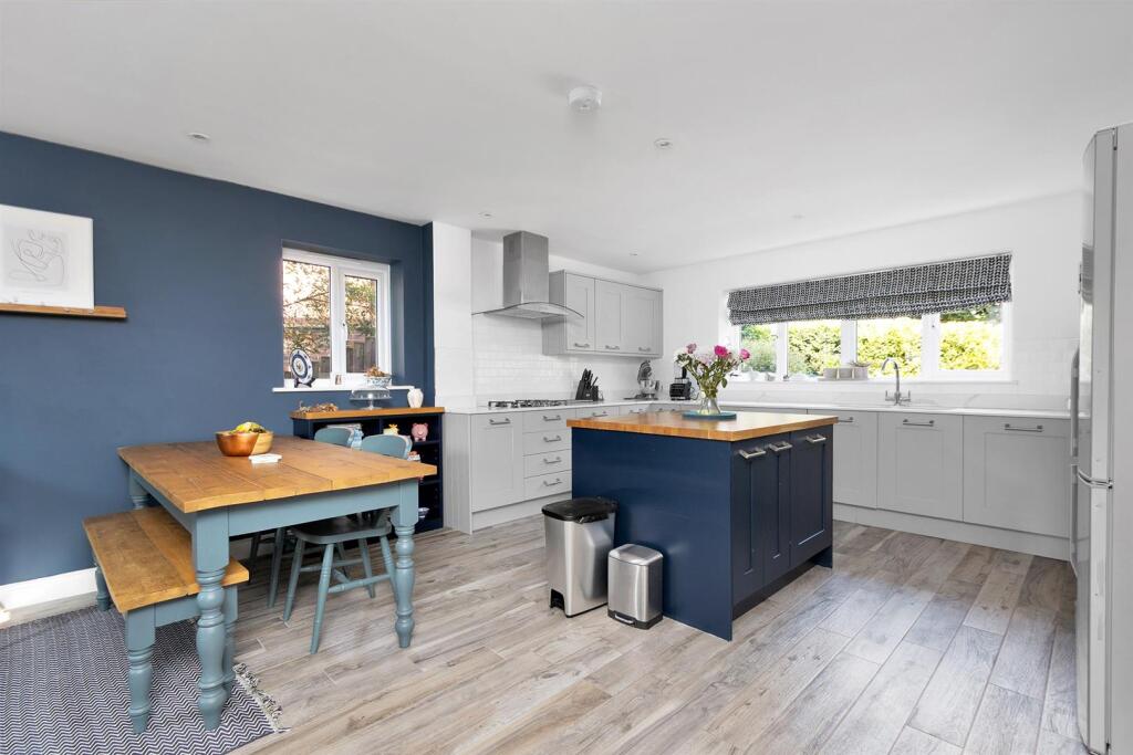 Secret Cottage, Brownsover (11).jpg