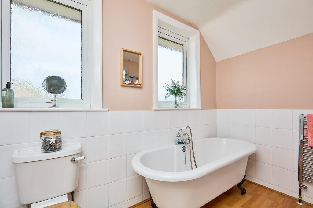 Edward Knight 202...