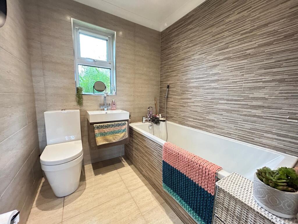 27fff08d-0b4a-48be-879b-5b73feed56d6