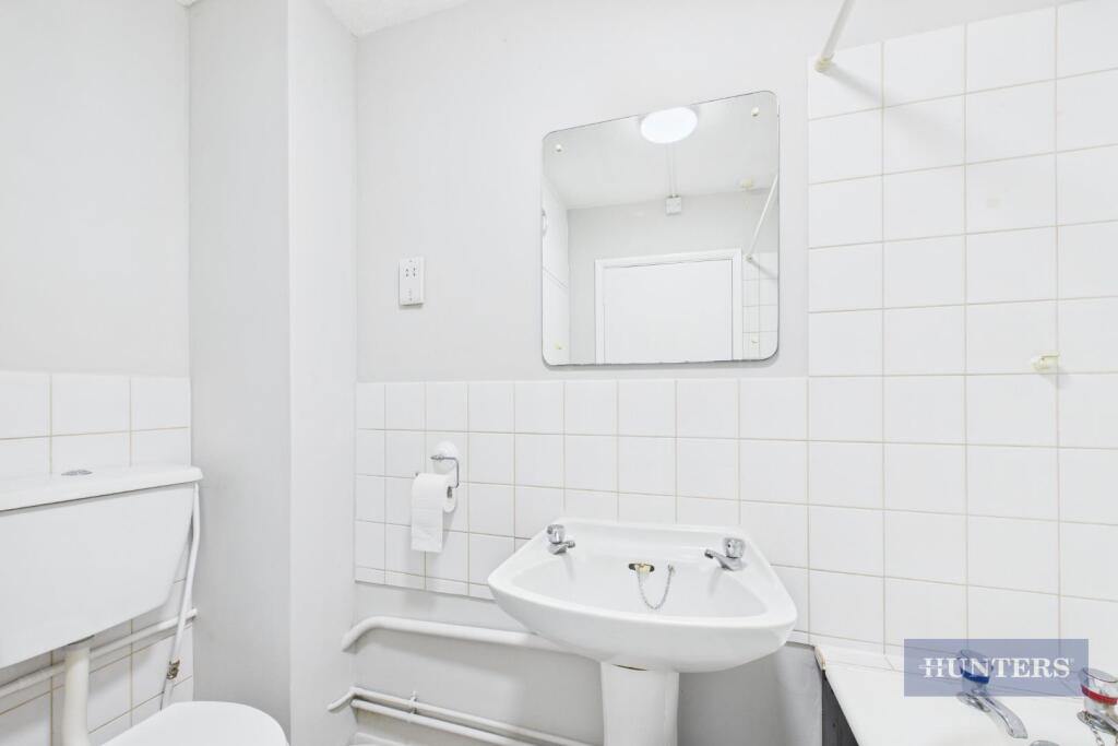 CAM05152G0-PR0253-STILL019.jpg