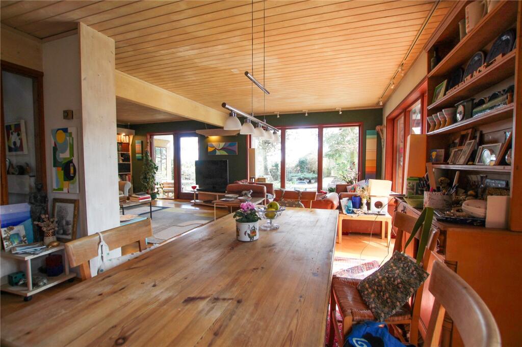 Dining Area.