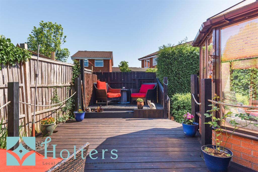 52 Pavilion Court, Newtown-01.jpg