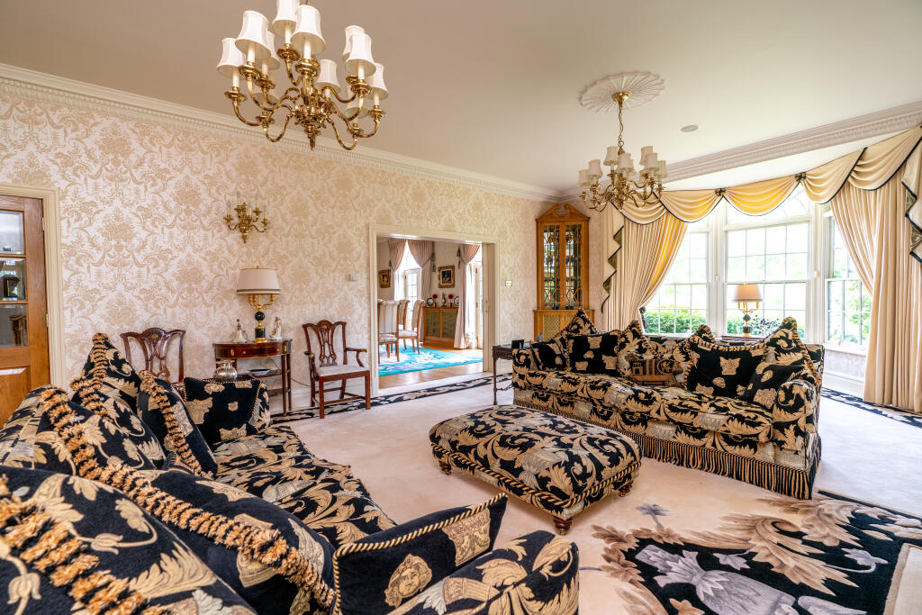 J Drawing Room (2).jpg