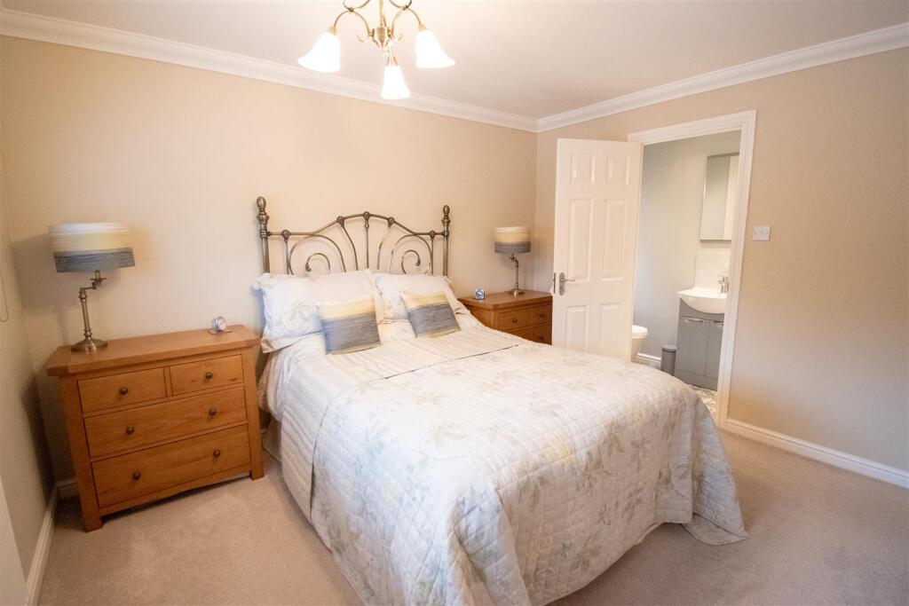 Photo 04-02-2025, 15 16 47.jpg