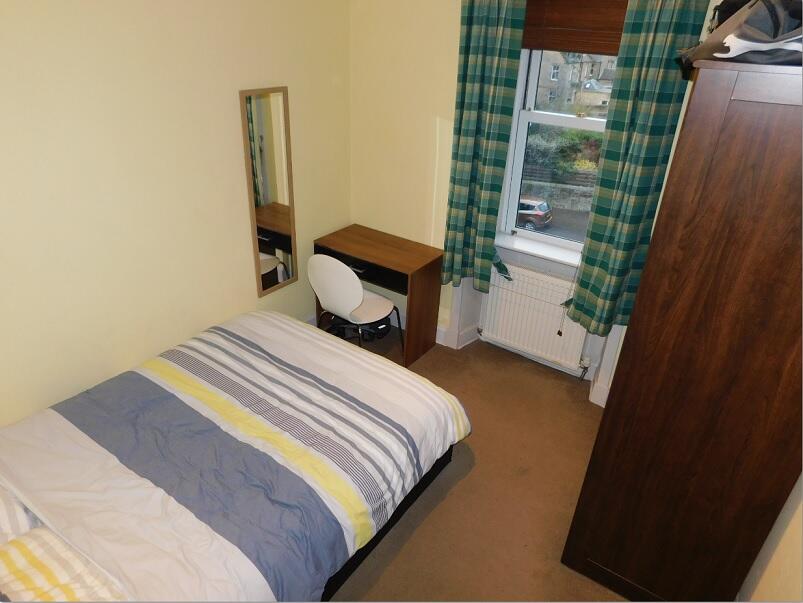 5144-20210316211747-4966-20201127153435-vpt-bed-1-victor-park-terrace-edinburgh-eh12