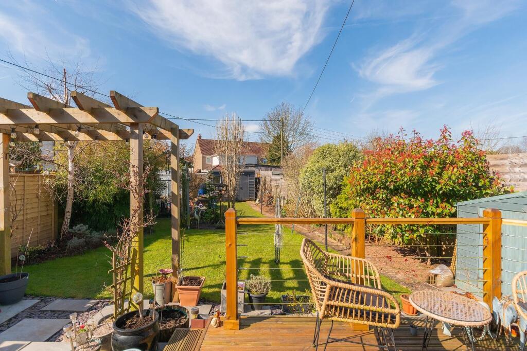 0B2TRCS - External G.jpg