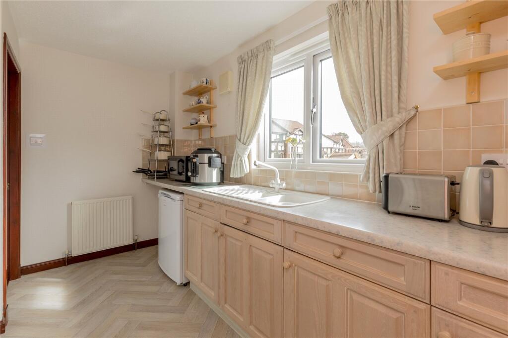 Waverley Crescent 11