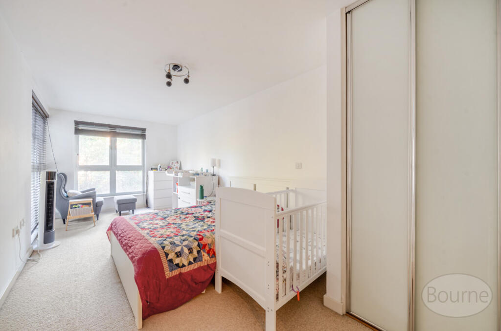 eb9a3d43-6d61-492...