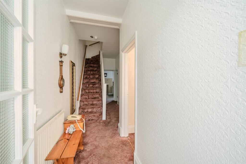 24 Station Rd-27.jpg