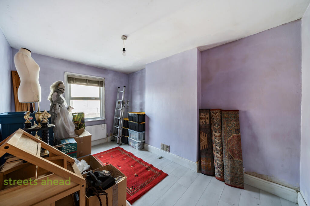 b69656cc-feb3-4b0...