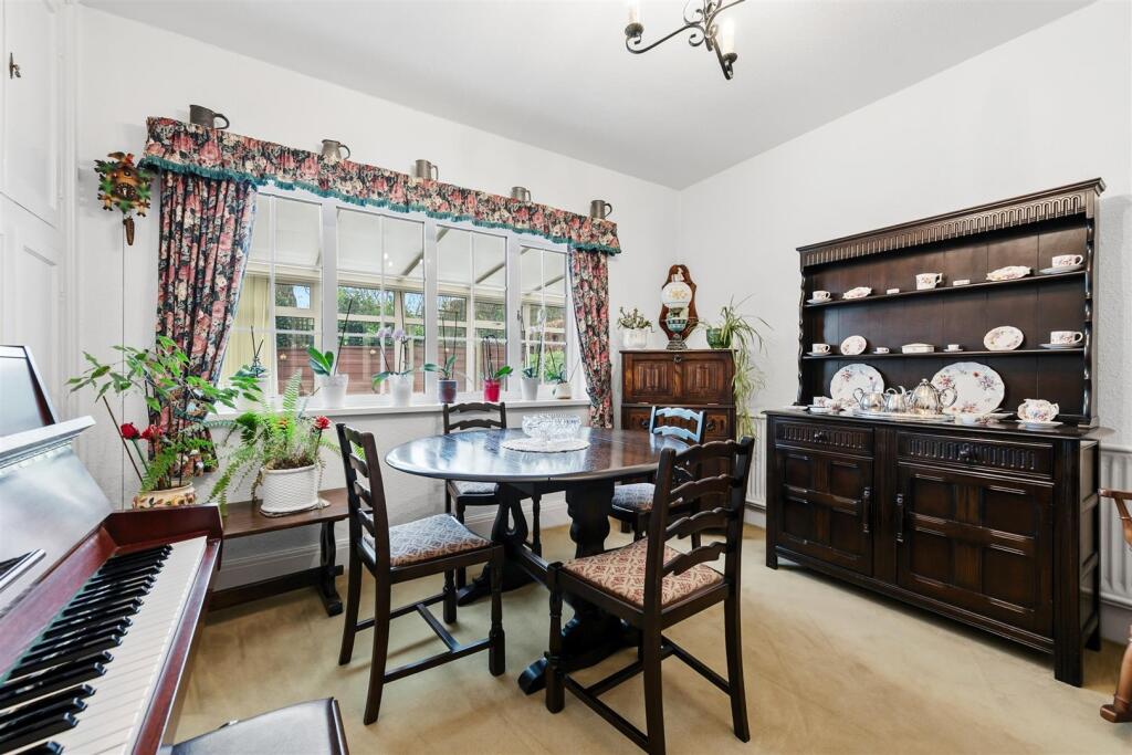 Saxton Mee Cherry Tree House 0041.jpg