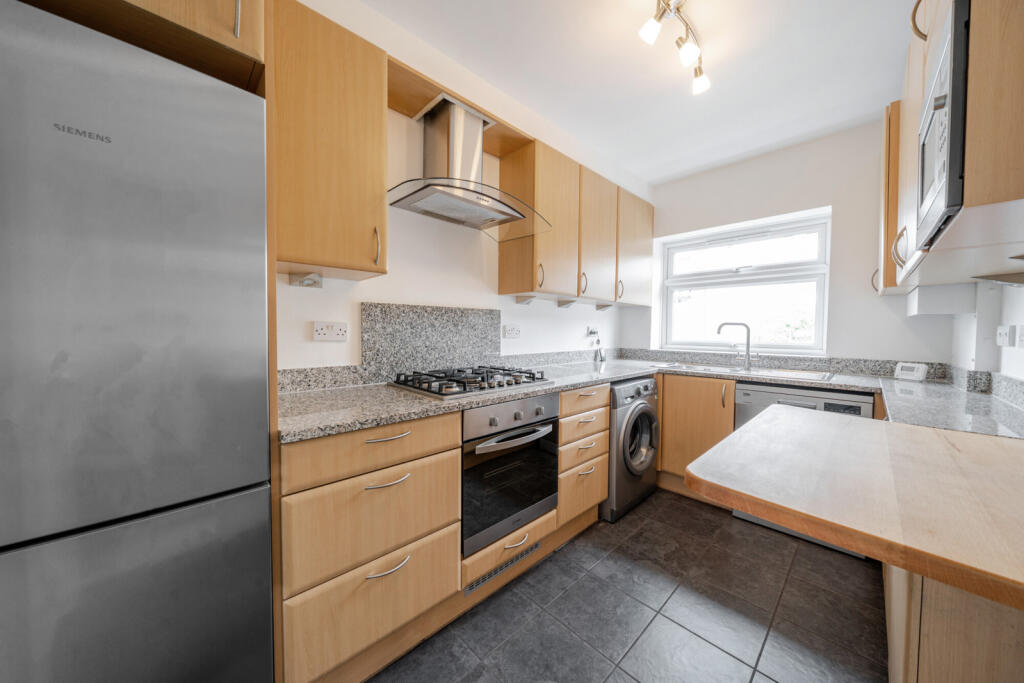 8-681c8c4f1dcb2-1...