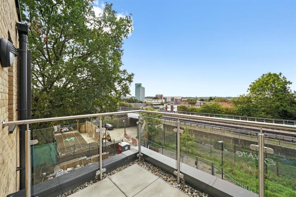 Flat 9, 1 Bridgehill Close, Alperton - OVrH80rTGFh