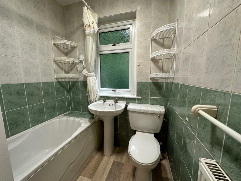 Bath.jpg