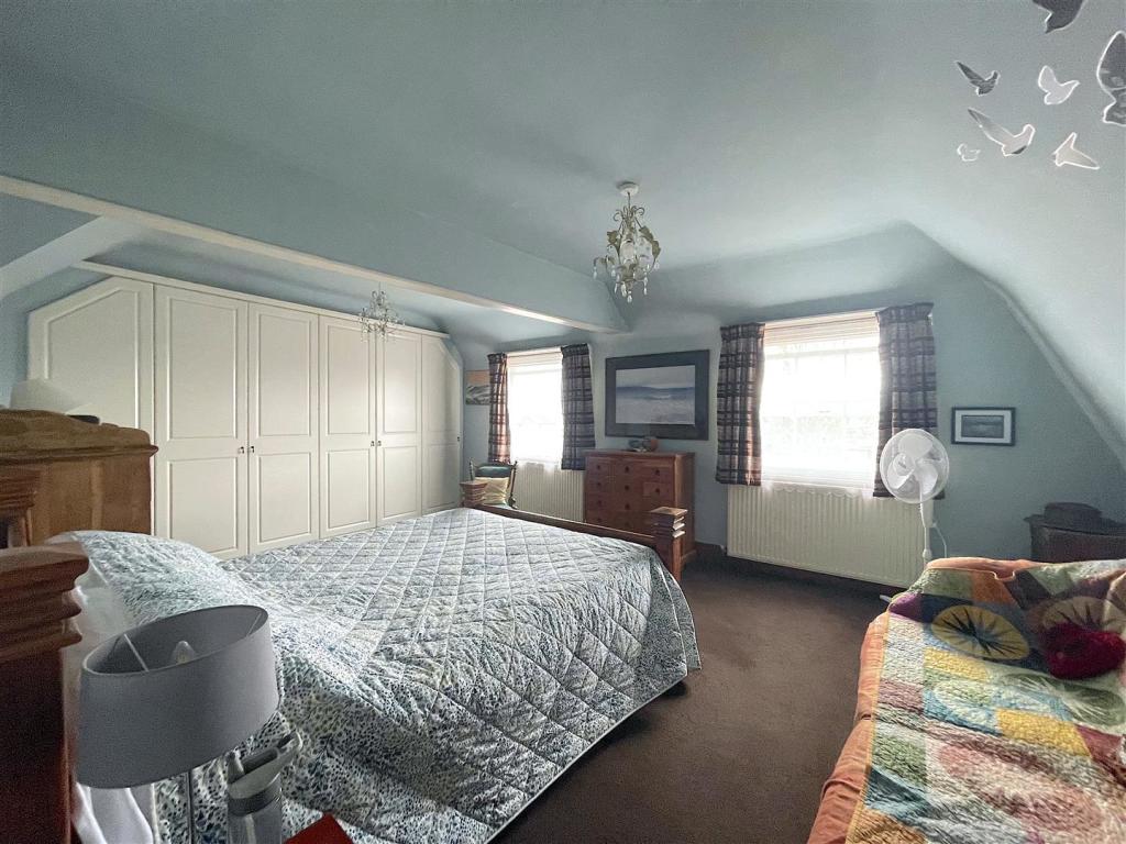 Bedroom One (1).jpeg