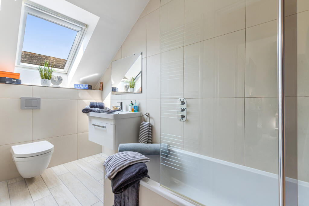 A27 - Elder Hareston Farm Barns, Hareston, Yealmpt