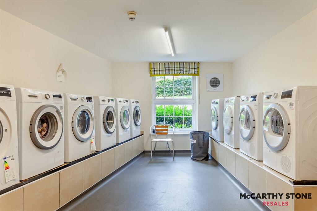 8618823-interior02-800.jpg
