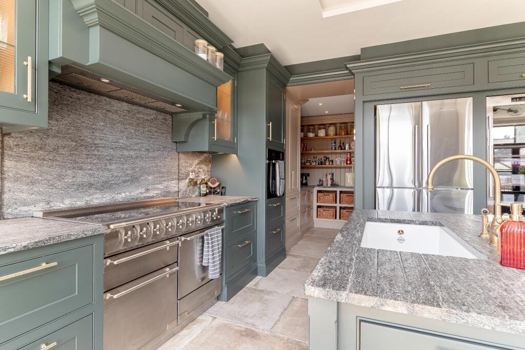 Dining Kitchen - G.jpg